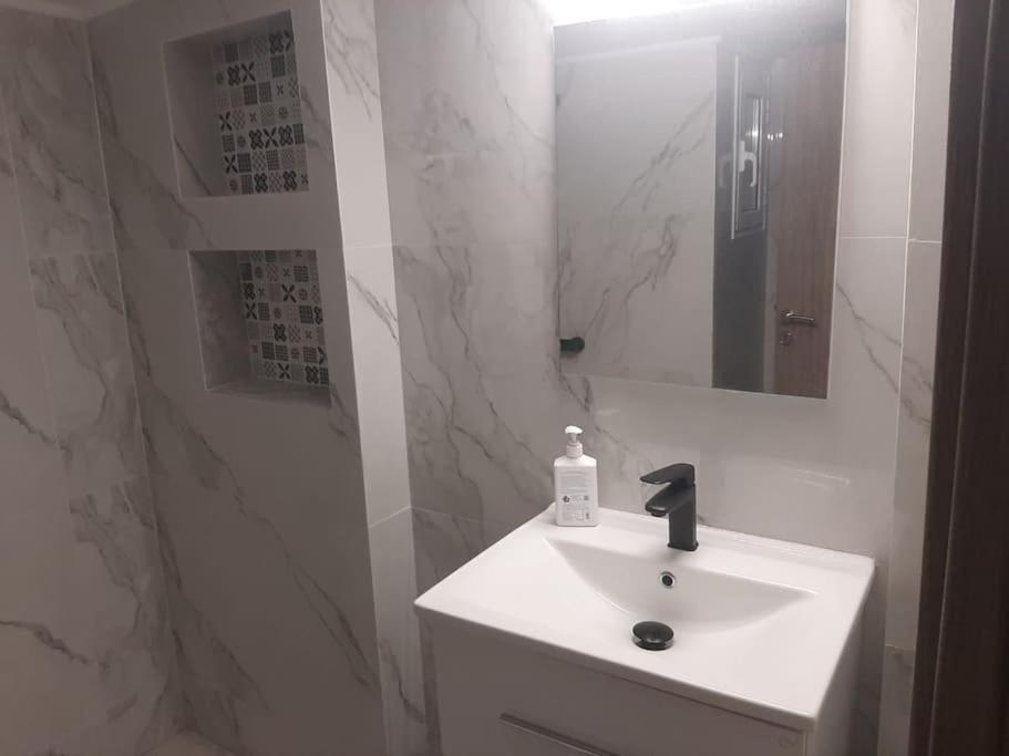 アテネModern Apartmen In Athinaアパートメント エクステリア 写真